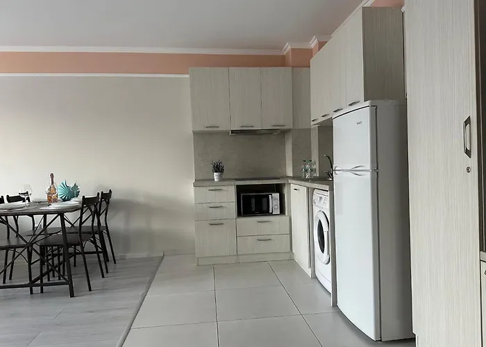 Sunny And Cosy In Admiral Plaza * 阳光海滩