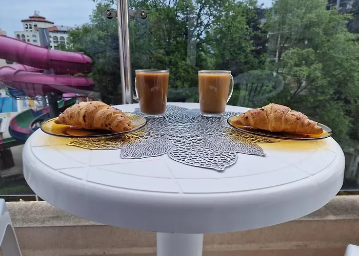 公寓 Sunny And Cosy In Admiral Plaza