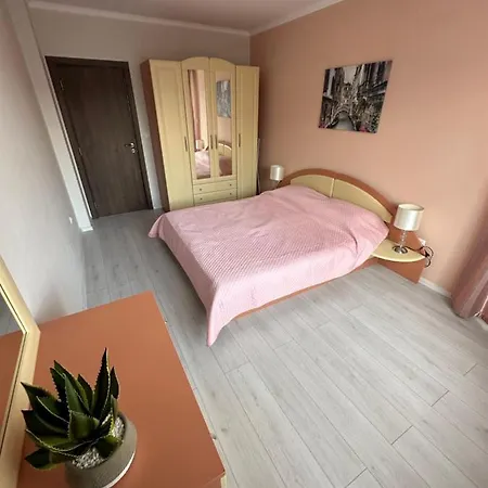 Apartamento Sunny And Cosy In Admiral Plaza