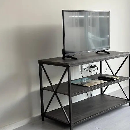 Sunny And Cosy In Admiral Plaza Apartman Napospart