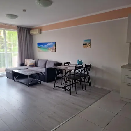 Apartamento Sunny And Cosy In Admiral Plaza